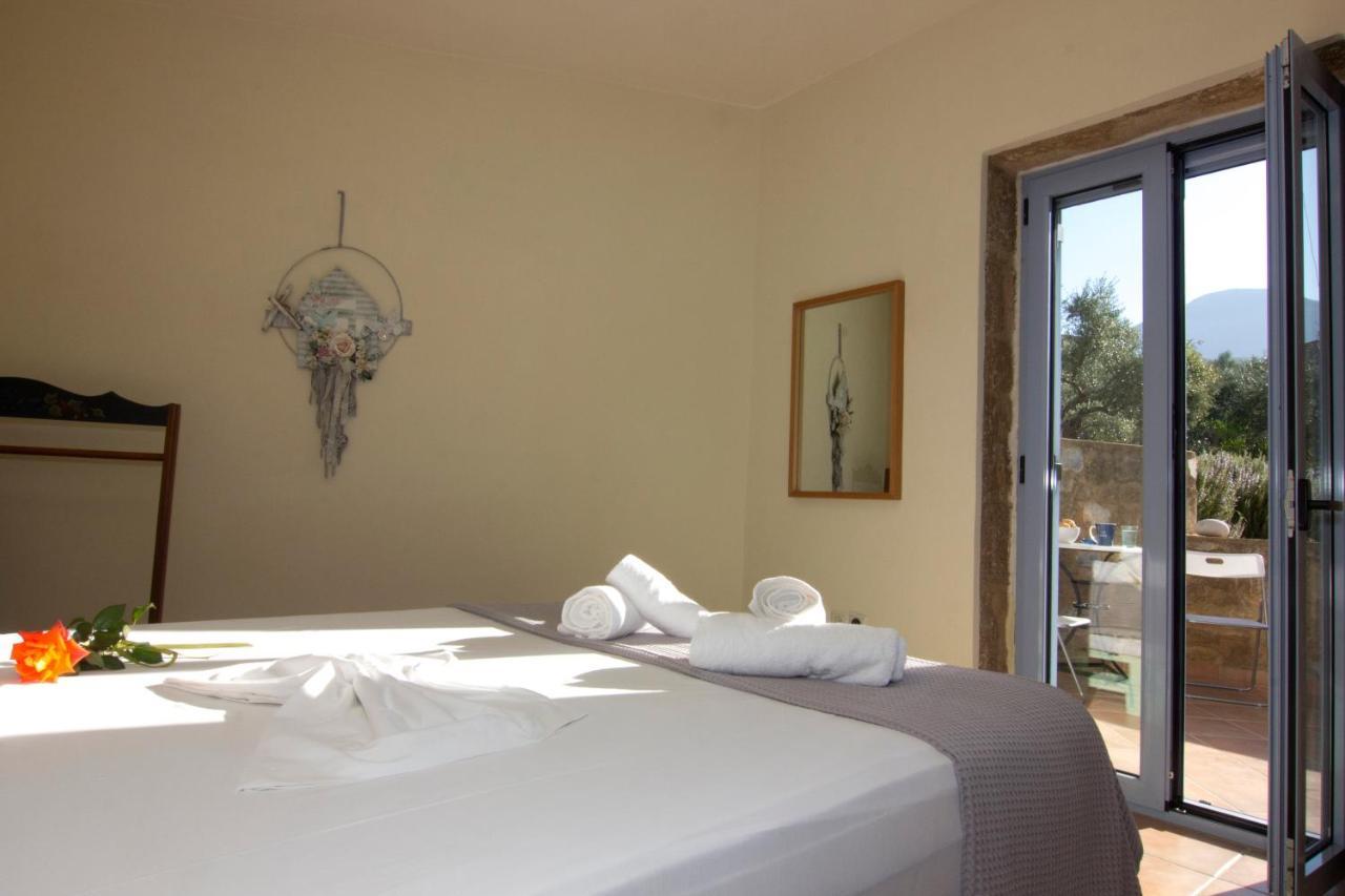Orfea'S Place Riglia Luaran gambar